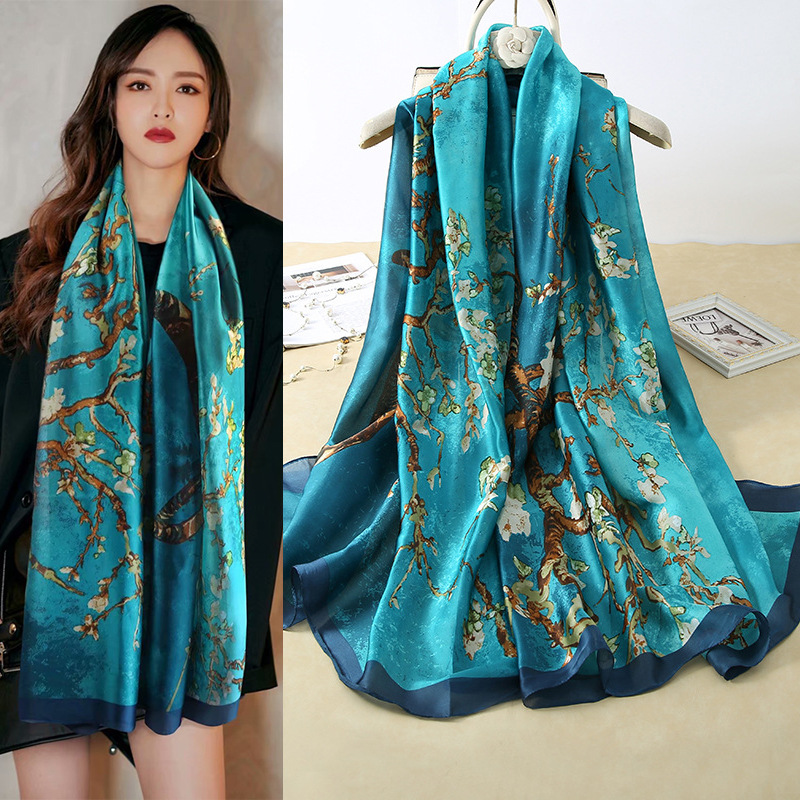 Pañuelo de Seda de Lujo Clásic - Face Scarf Mask reseña y precio