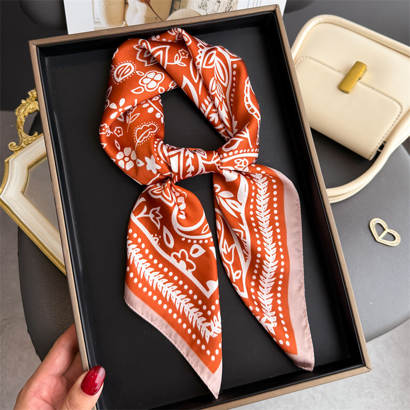 Pañuelo de seda con estampado  - Scarf Silk Square reseña y precio