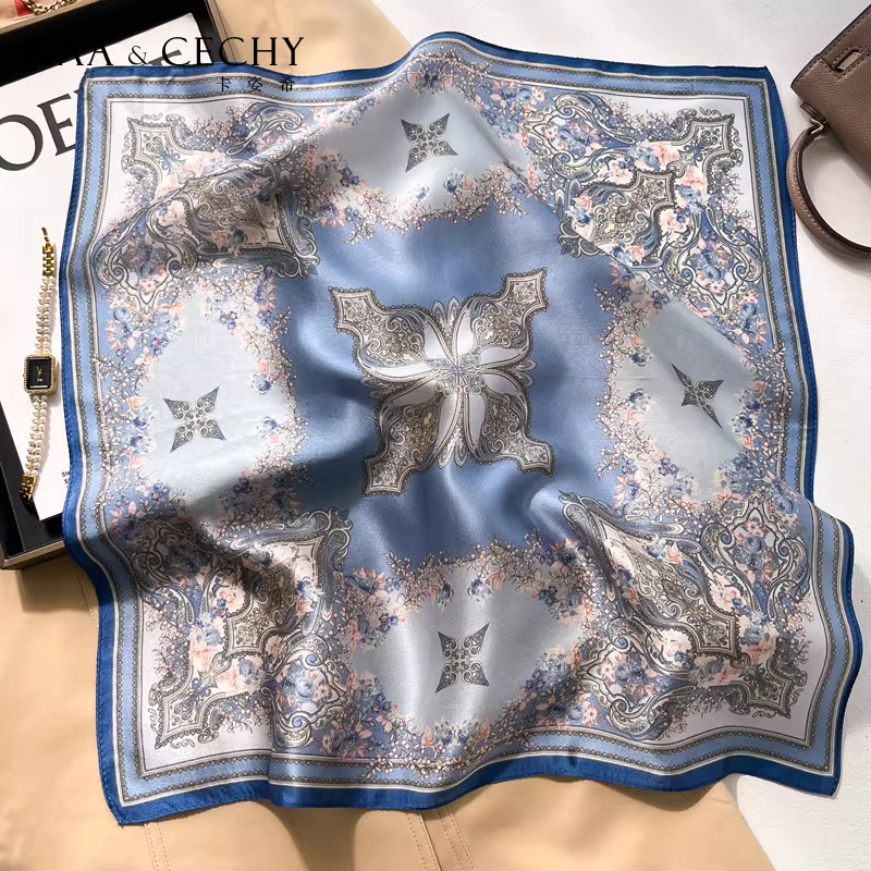 Pañuelo Cuadrado de Seda de Mo - Scarf Silk Square reseña y precio